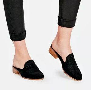 JustFab Slip On Mylenee 5.5